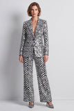 Black and White Notched Lapel 2-piece Women Suits